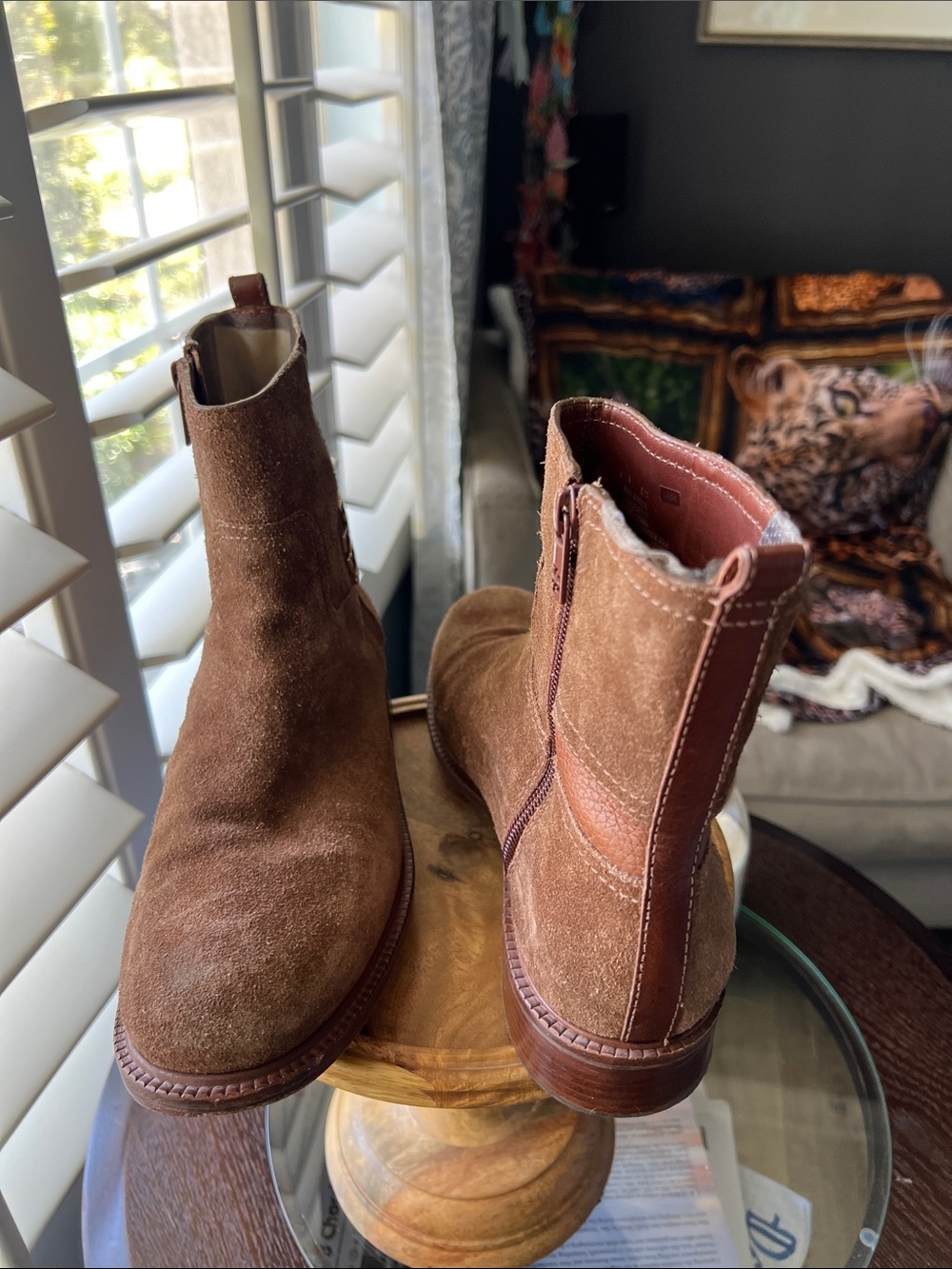 🛑1 hour sale. Tory Burch, 8.5, Chestnut Suede Tory Logo Ankle Boots - Picture 3 of 12